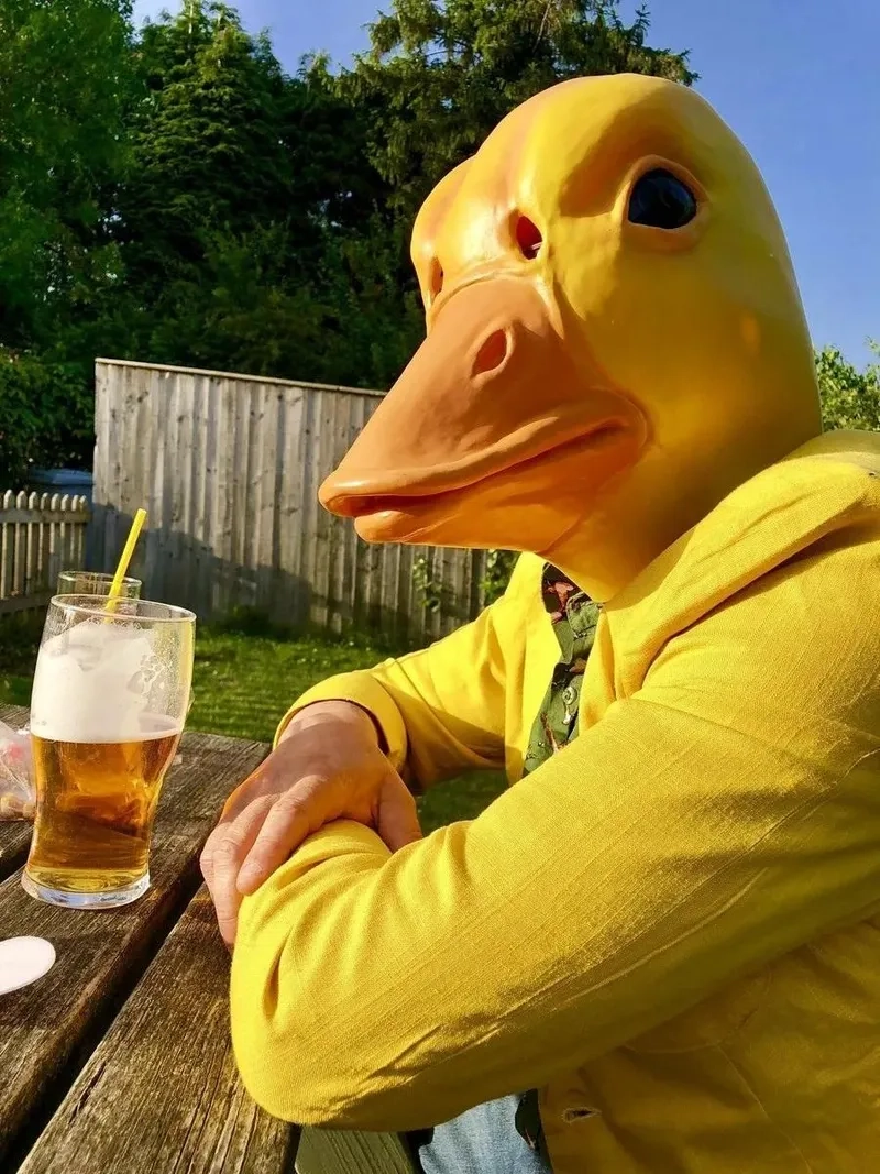 Bạn biết meme con vịt là gì không